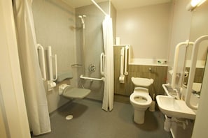 Bathroom - Ayre Hotel (Kirkwall)