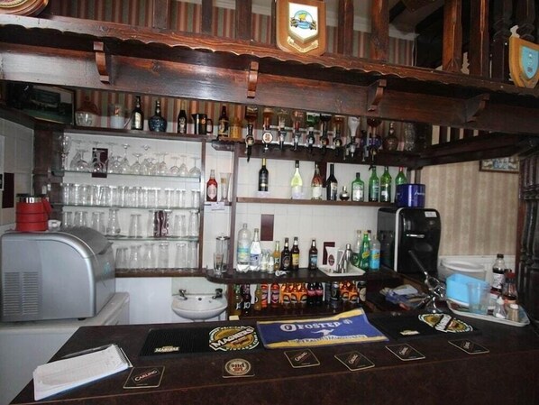 Bar (on property) - Spring Garden Guest House (Gosport)