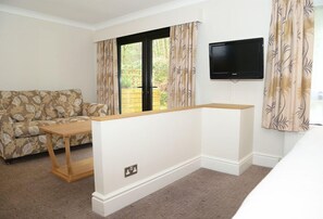 Living area - Ex. Best Western Waterloo Htl Ldg (Betws-Y-Coed)
