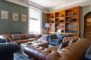 Interior - Celtic Royal (Caernarfon)