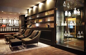 Bar (in der Unterkunft)