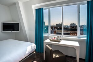 Room - Motel One (Newcastle-upon-Tyne)