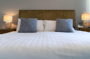 Room - Cliff Hotel And Spa (Cardigan)