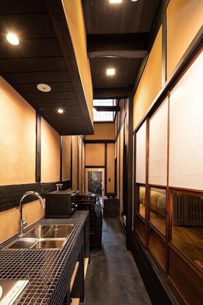 Interior - Tsumugi Hachijo Minamotocho (Kyoto)