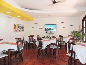 Dining - Enseada Dos Golfinhos (Tibau do Sul)