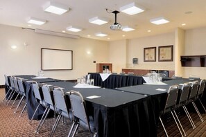 Meeting facility - Weyburn Canalta Hotel (Weyburn)