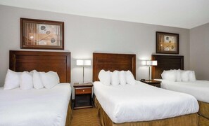 Room - Weyburn Canalta Hotel (Weyburn)