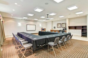 Meeting facility - Weyburn Canalta Hotel (Weyburn)