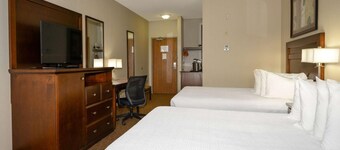 Weyburn Canalta Hotel