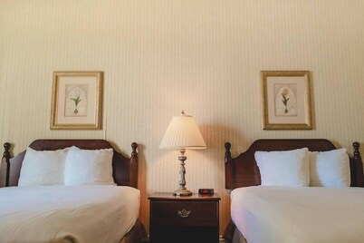 Casablanca Winery Inn