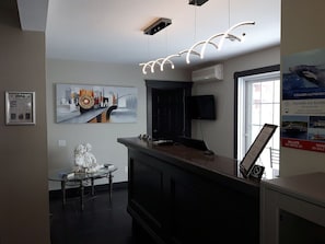 Lobby - Hotel Le Petit Manoir Du Casino (La Malbaie)