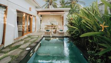 Villa Luxe, balcon, vue jardin | Piscine