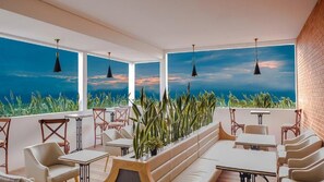 Outdoor dining - de Baghraf Hotel Sumenep by Amithya (Sumenep)