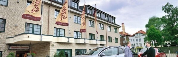 Exterior - Hotel Restaurant Hoettche (Dormagen)