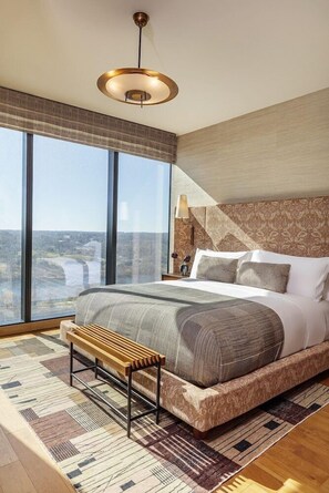 Room - Austin Proper Hotel and Residences (Austin)