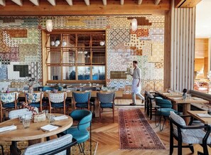 Dining - Austin Proper Hotel and Residences (Austin)