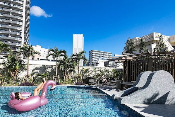Pool - Okinawa Hinode Resort & Hotspring Hotel (Naha)