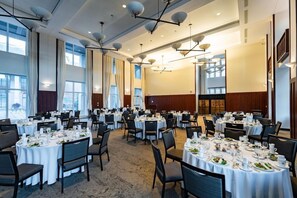 Banquet hall - The Charles F. Knight Center (St. Louis)