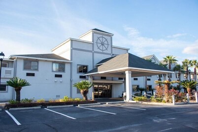 Howard Johnson Inn Tybee Island Savannah Ga