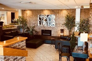 Lobby - Altoona Grand Hotel (Altoona)