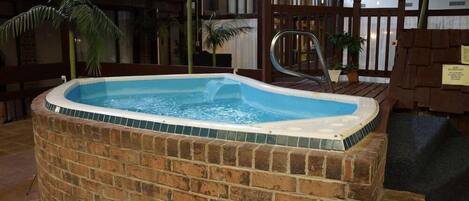 Bain à remous intérieur