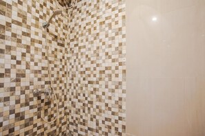 Bathroom - Mahesa Home Seminyak (Seminyak)