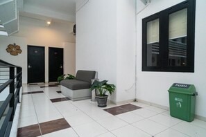 Interior - Sans Hotel Fiffa Premiere Malang (Malang)