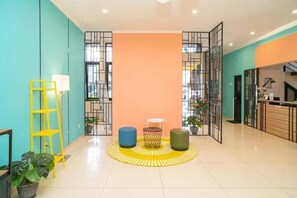 Lobby - Sans Hotel Fiffa Premiere Malang (Malang)