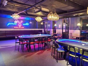 Bar (on property) - Hotel Alice and Trunk (Jeju City)