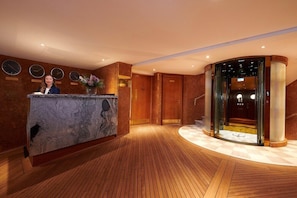 Lobby - Fingal A Luxury Floating Hotel (Edinburgh)