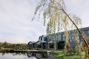 Exterior - Crow Wood Hotel and Spa Resort (Burnley)