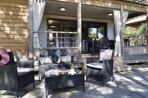 Outdoor dining - U Livanti (Belvedere-Campomoro)