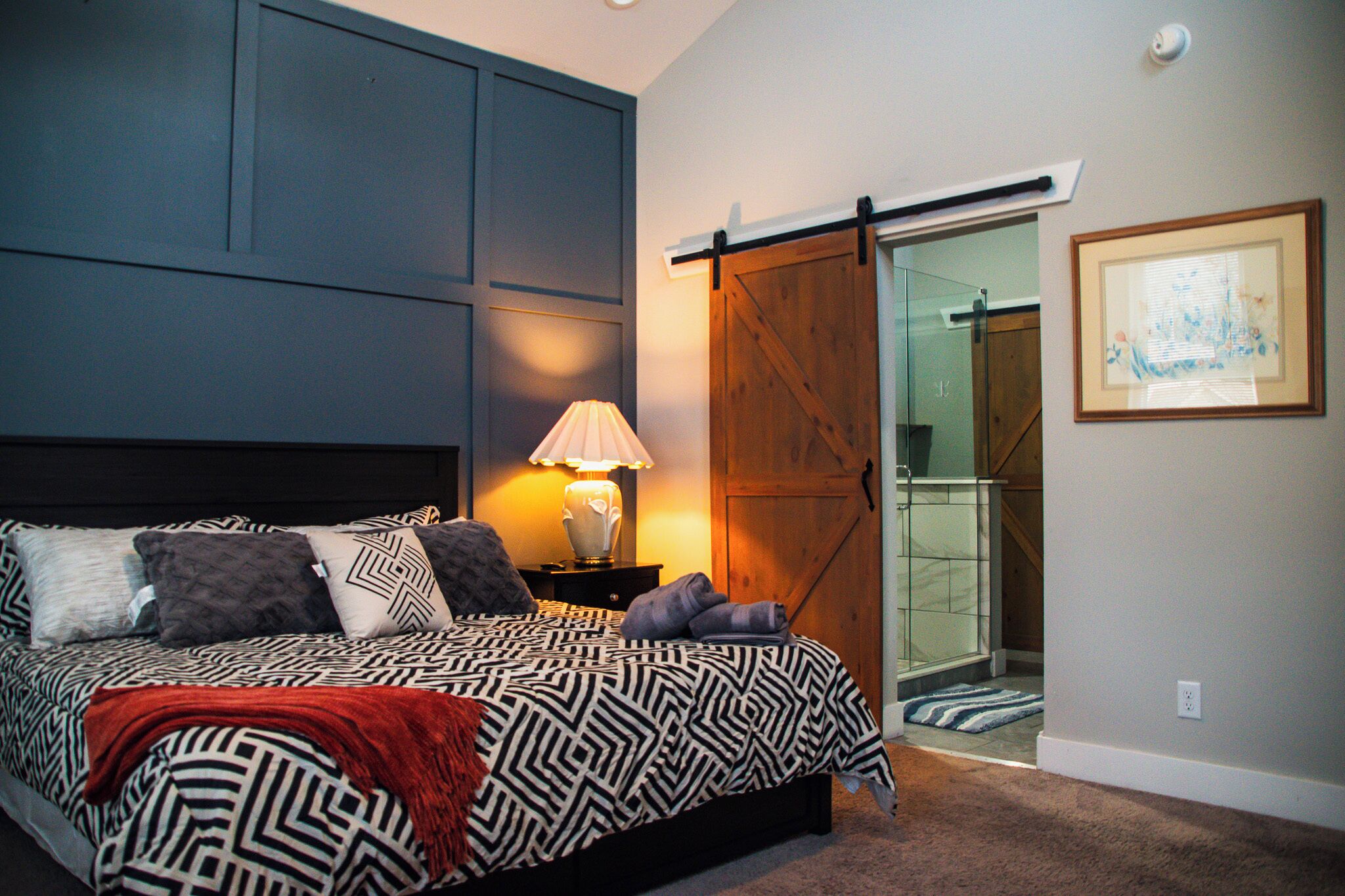 4 bedrooms, iron/ironing board, free WiFi, bed sheets
