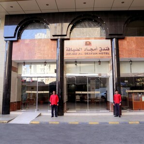 Exterior detail - Amjad Al Deafah (Makkah)