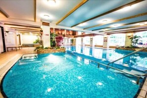Pool - Parkway Hotel and Spa (Cwmbran)
