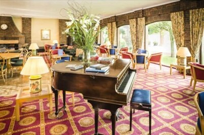 Parkway Hotel and Spa