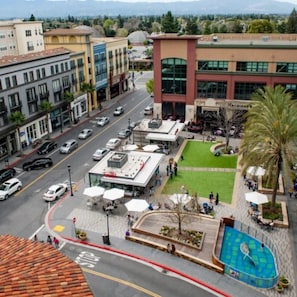 Exterior - Charming 3-bedroom Guest house in enchanting San Jose with AC (San Jose)