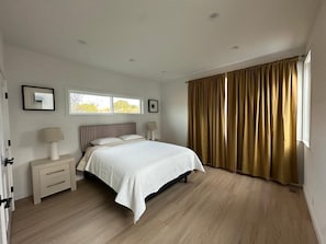 3 bedrooms, WiFi, bed sheets - Charming 3-bedroom Guest house in enchanting San Jose with AC (San Jose)