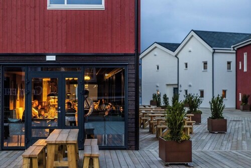 Henningsvaer Bryggehotell by Classic Norway Hotels