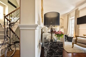 Interior - Hotel Casa del Poeta (Seville)