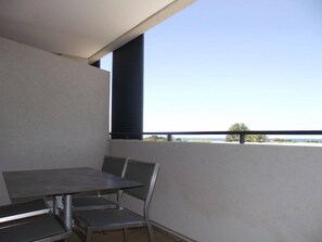 Outdoor dining - Hotel and Residence Lido Marana (Furiani)