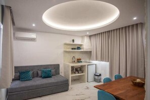 Living area - Katerina Roza Studios (Naxos)