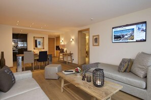 Living area - Matterhorn Lodge Hotel and Appartements (Zermatt)
