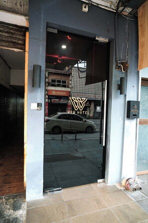 View from property - Palette Georgetown Formerly WoW Hotel (George Town)