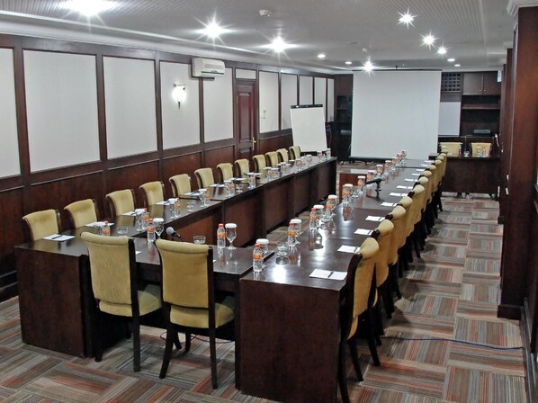 สถานที่จัดงานประชุม