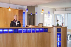Lobby - Select Hotel Elmshorn (Elmshorn)