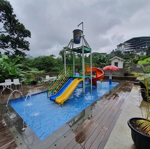 Pool - Hotel Ariandri (Cisarua)