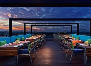 Outdoor dining - Fortune Park Vellore (Katpadi)