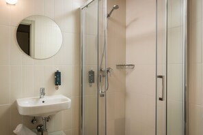 Bathroom - Hotel Condal (Girona)