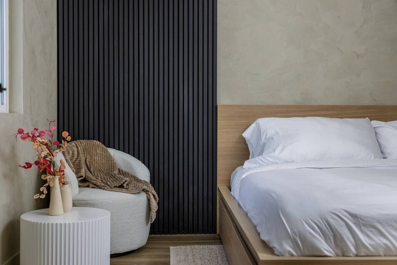 3 Schlafzimmer, Schreibtisch, Bügeleisen/Bügelbrett, Reisekinderbett